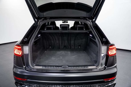 Audi RS Q8 TFSI V8 Vorsprung SUV 4.0 Automatic Petrol 17
