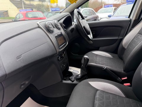 Dacia Sandero Stepway 1.5 dCi Laureate Euro 5 5dr 36