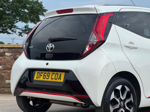 Toyota Aygo 1.0 VVT-i x-trend Funroof x-shift Euro 6 5dr 5