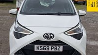 Toyota Aygo 1.0 VVT-i x-play Hatchback 5dr Petrol x-shift Euro 6 (71 ps) 2