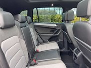 Volkswagen Tiguan 2.0 Tiguan R-Line TDI BlueMotion Technology 4Motion Semi-Auto 4WD 5dr 47