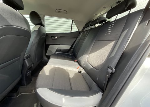 Kia Stonic '3' 1.0 T-GDi 15