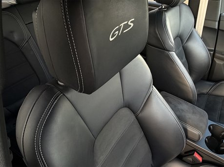 Porsche Macan GTS PDK 43