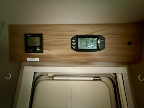 Swift Edge 486 Black Edition 20