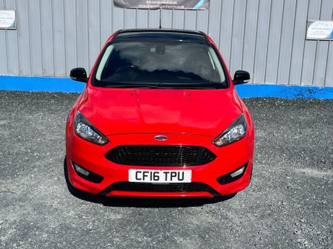 Ford Focus 1.5T EcoBoost Zetec S Red Edition Euro 6 (s/s) 5dr 42