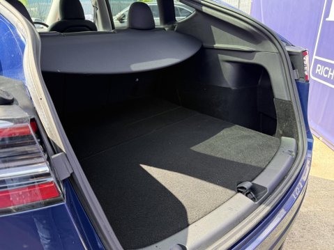 Tesla Model Y (Dual Motor) Long Range SUV 5dr Electric Auto 4WDE (384 bhp) 21