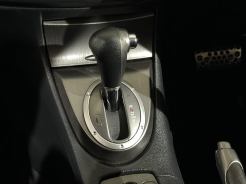 Honda Civic I-VTEC SE 14