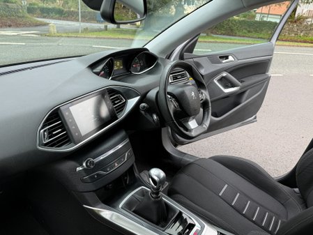 Peugeot 308 E-THP ALLURE 35