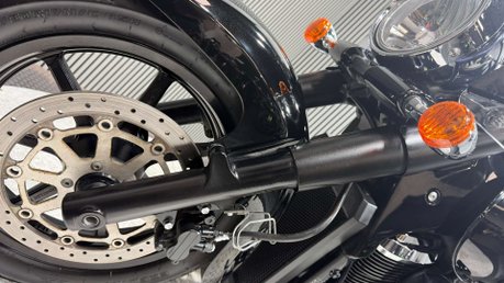 Suzuki Intruder 1500 VL C1500T 2013 28K CRUISER BIKE HARD PANNIERS + SERVICED 23