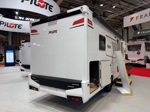 Pilote P740FC Evidence 2026 MODEL - X2 DUE IN 5