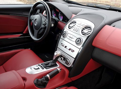 Mercedes-Benz SLR McLaren 28