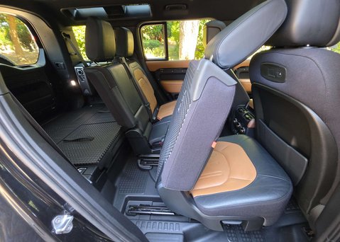 Land Rover Defender 3.0 Defender X MHEV Auto 4WD 5dr 18