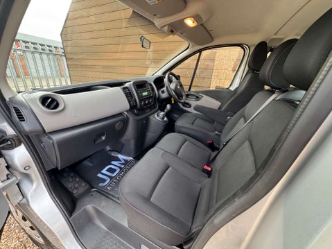 Renault Trafic 1.6 Trafic SL27 Business dCi 5dr 32