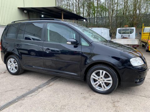 Volkswagen Touran 2.0 TDI SE 5dr (7 Seats) 1