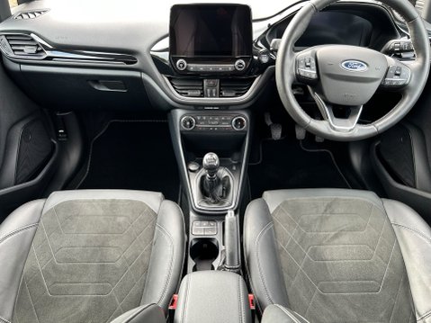 Ford Fiesta TITANIUM X MHEV 43
