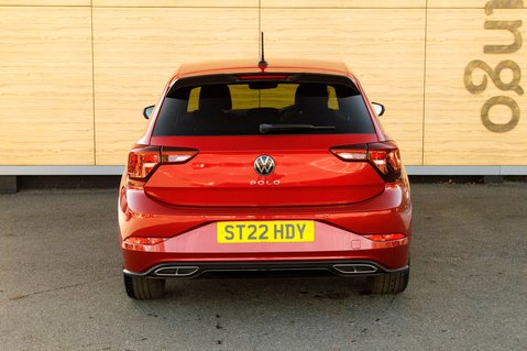 Volkswagen Polo R-LINE TSI 6