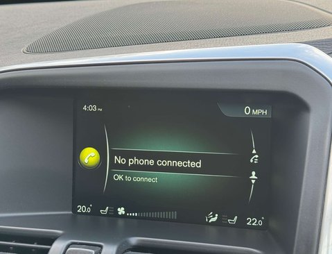 Volvo XC60 2.4 XC60 R-Design Luxury Nav D4 AWD Auto 4WD 5dr 18