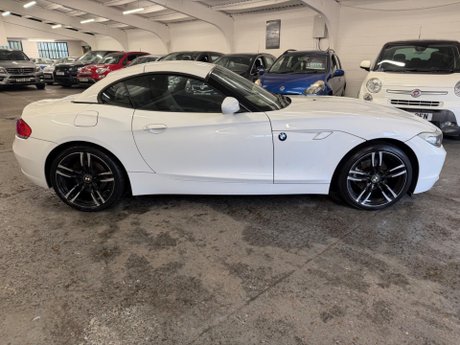 BMW Z4 2.5 23i Auto sDrive Euro 5 2dr 9