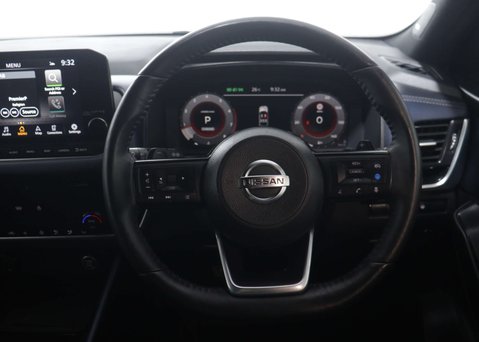 Nissan Qashqai 1.3 Qashqai Tekna+ DiG-T MHEV CVT 5dr 15