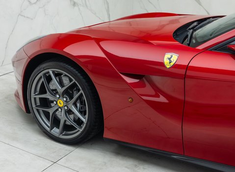 Ferrari F12 Berlinetta 30