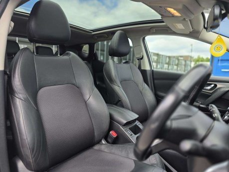 Nissan Qashqai 1.3 DIG-T Tekna SUV 5dr Petrol DCT Auto Euro 6 (s/s) (160 ps) 19