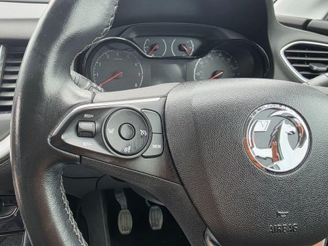 Vauxhall Grandland X 1.2 Turbo SE Euro 6 (s/s) 5dr 21