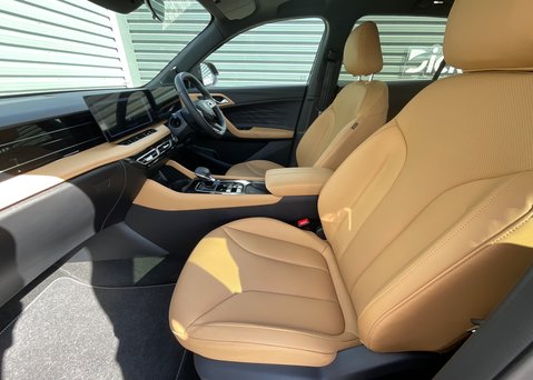 MG HS 1.5 T-GDI TROPHY PHEV 16