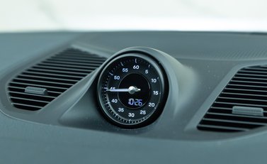 Porsche Cayenne E-HYBRID coupe 23