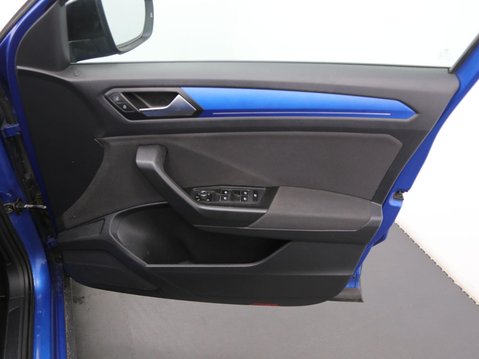 Volkswagen T-Roc 1.0 TSI Design Euro 6 (s/s) 5dr 19