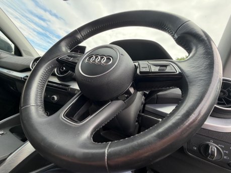 Audi Q2 TFSI SE 16