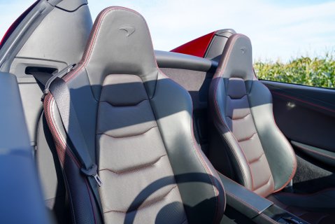 McLaren 650S V8 SPIDER 11