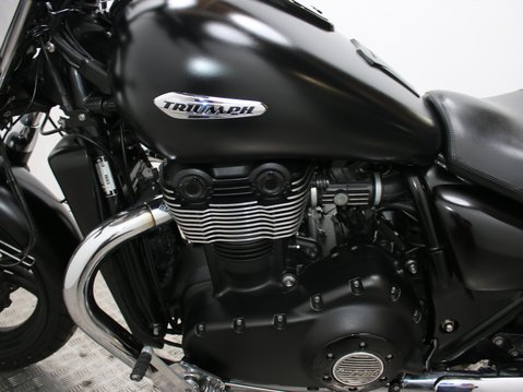 Triumph Thunderbird THUNDERBIRD STORM ABS 15