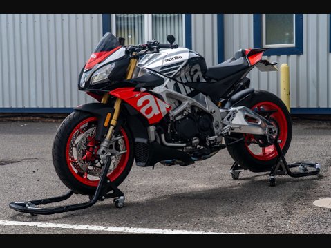 Aprilia Tuono 1.1 Tuono V4 1100 Factory 25