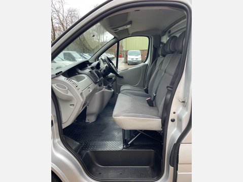 Vauxhall Vivaro 2.0 2700 CDTi Panel Van 4dr Diesel Manual FWD L1 (195 g/km, 113 bhp) 31