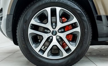 Land Rover Defender 110 X P400 27