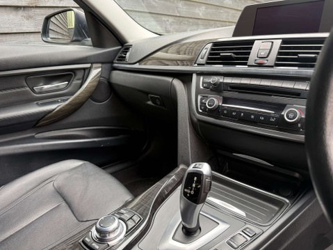 BMW 3 Series 2.0 320d Luxury Auto 4dr 24