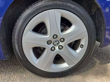 Toyota Prius 1.8 VVT-h Excel Hatchback 5dr Petrol Hybrid CVT Euro 6 (s/s) (15in Alloy) ( 28