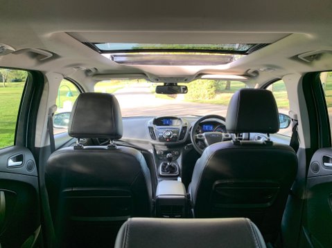 Ford Kuga TITANIUM X 27