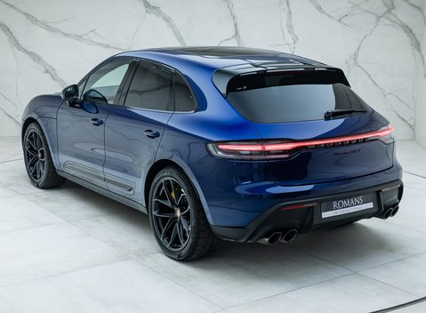 Porsche Macan GTS 12