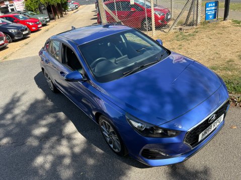 Hyundai i30 T-GDI FASTBACK SE NAV 23