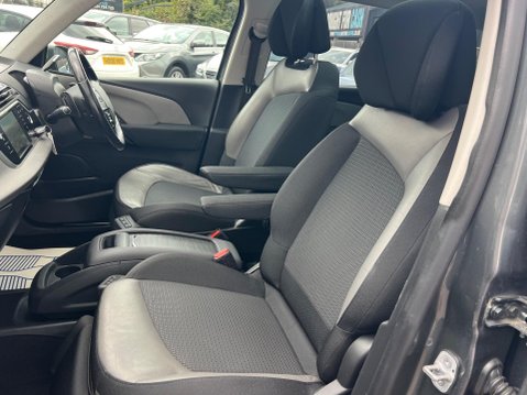 Citroen Grand C4 Picasso 1.6 e-HDi Exclusive+ ETG6 Euro 5 (s/s) 5dr 27