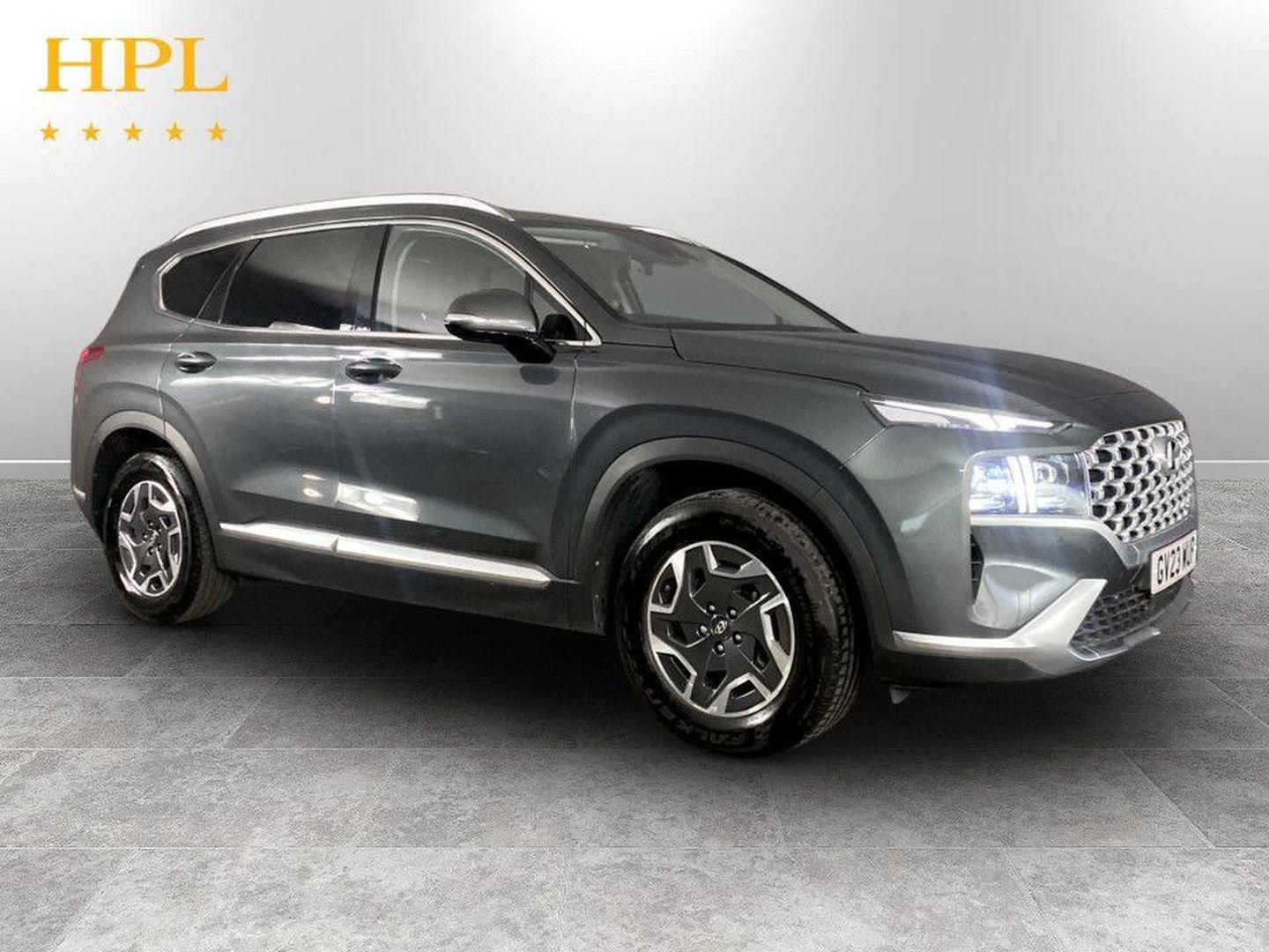 Hyundai Santa Fe listing photo
