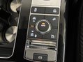Land Rover Range Rover 4.4 SD V8 Vogue SE Auto 4WD Euro 6 (s/s) 5dr 26
