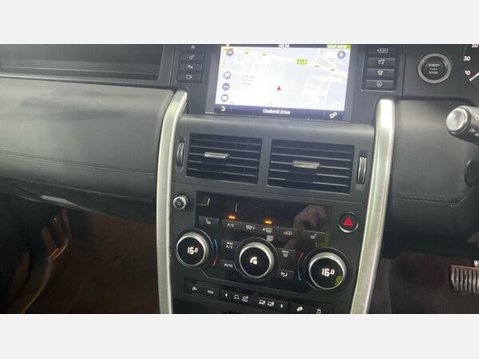 Land Rover Discovery Sport 2.0 TD4 HSE Black Auto 4WD Euro 6 (s/s) 5dr 11