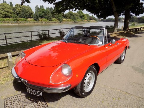 Alfa Romeo Spider 2000 Spider Veloce - LHD 3