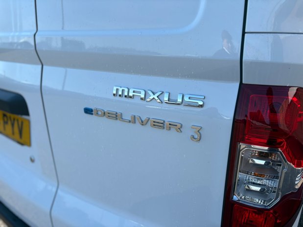 Maxus Deliver 3 BASE P/V 16