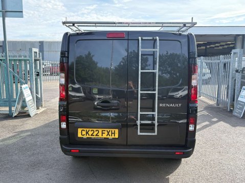Renault Trafic 2.0 dCi Blue SL28 Sport Panel Van 5dr Diesel Manual L1 H1 Euro 6 (s/s) (130 21