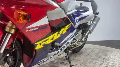 Honda RVF 2000 LATE REGISTERED GENUINE 8K CLASSIC 400CC SUPER SPORT 11