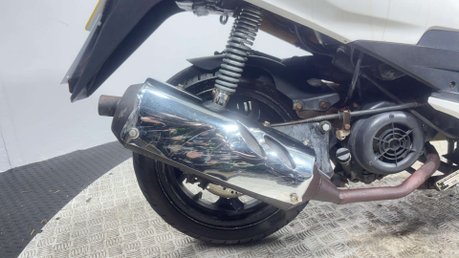 Lexmoto FMX 2016 SPARES OR REPAIR 125CC PROJECT BIKE SCOOTER 7