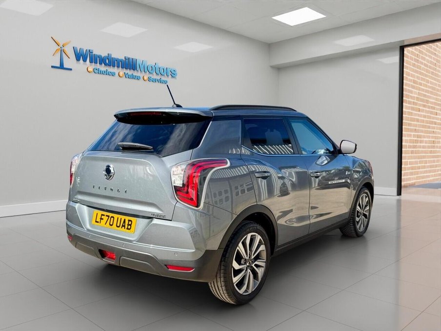2021 SsangYong Tivoli — image 10